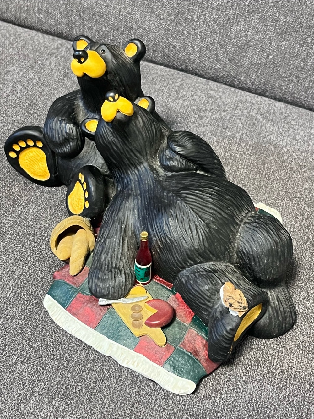Bearfoots Bear Picnic Jeff Fleming Big Sky Carvers 0102 Retired Bear Figurine